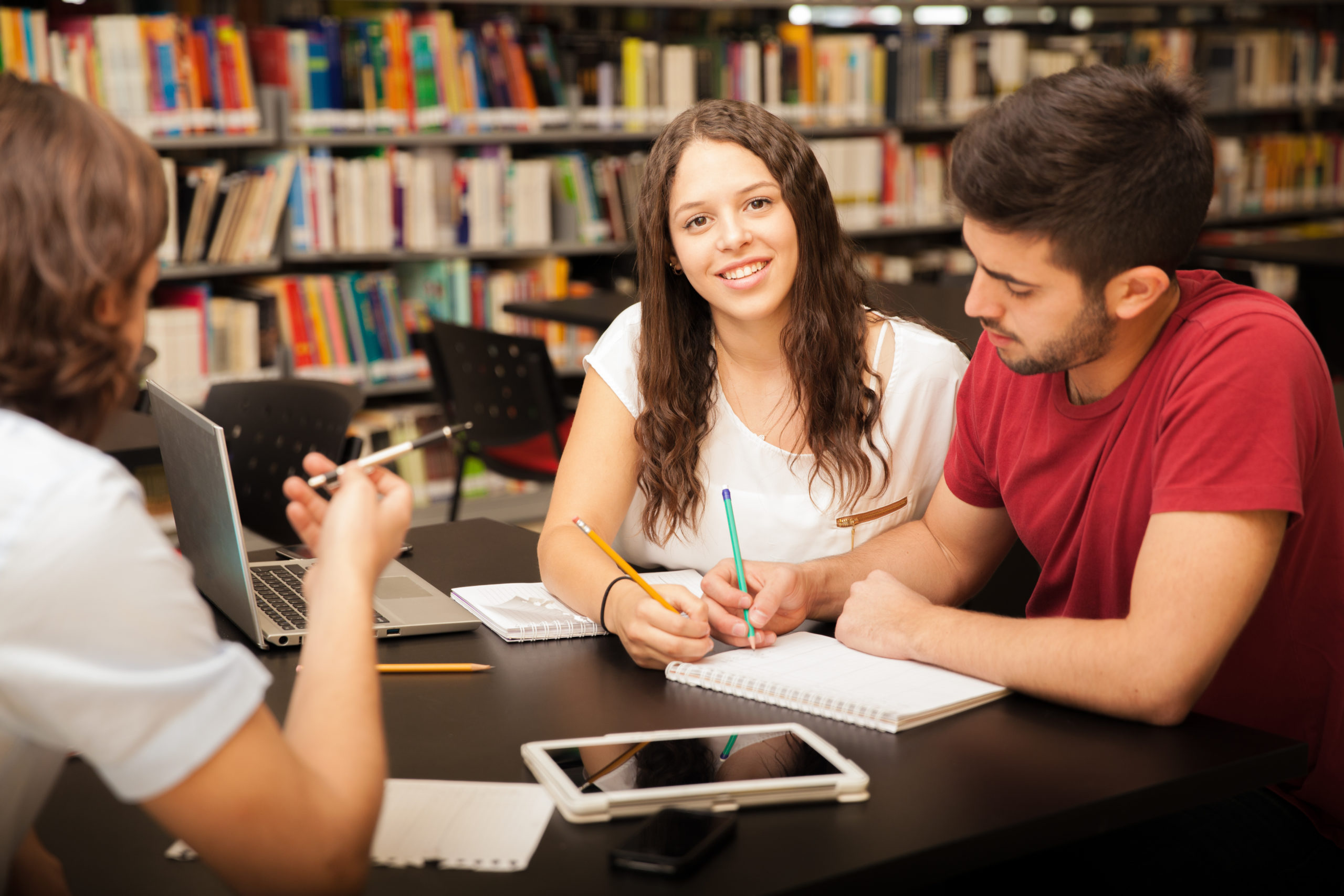 Convocatoria a Becas Ciclo Lectivo 2024 - Facultad de Ciencias de la ...