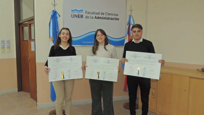 Entrega de Títulos Entrega de Títulos