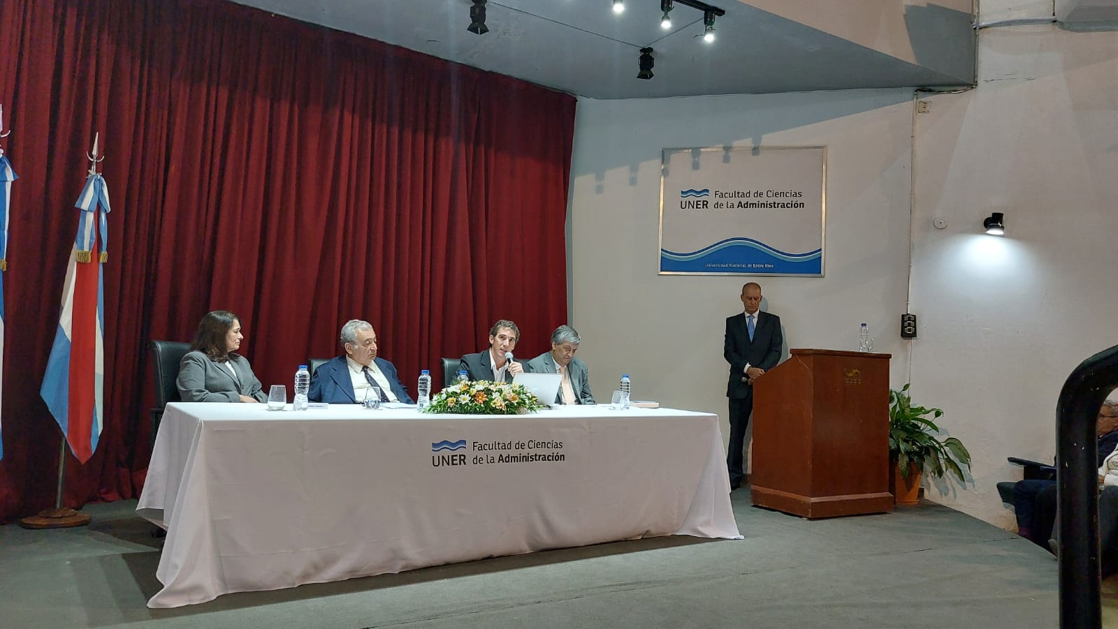 Acto de asunción de autoridades en la Facultad de Ciencias de la Administración para el período 2026 – 2030