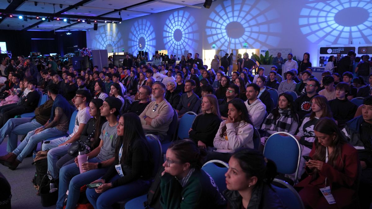 La UNER dice presente en Campus Party con una potente agenda de innovación, tecnología, streaming y emprendimiento