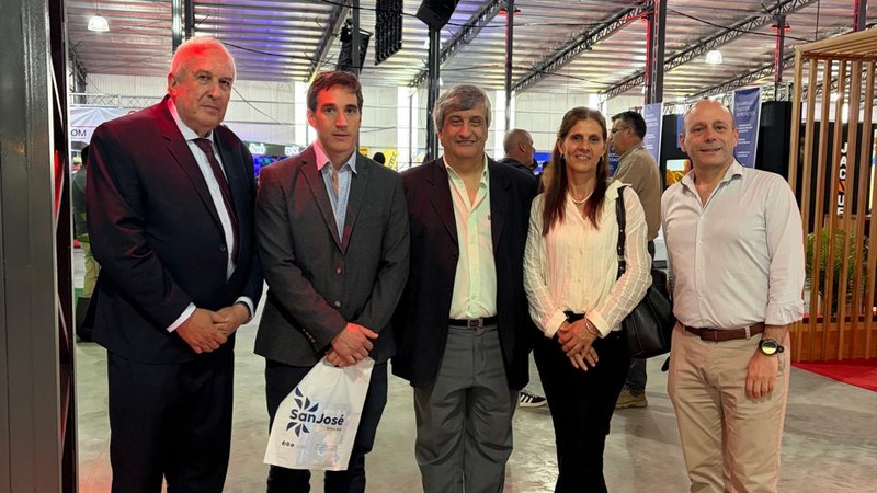 La Facultad de Ciencias de la Administración fortaleció vínculos con el sector productivo en la Bienal de la Producción 2026